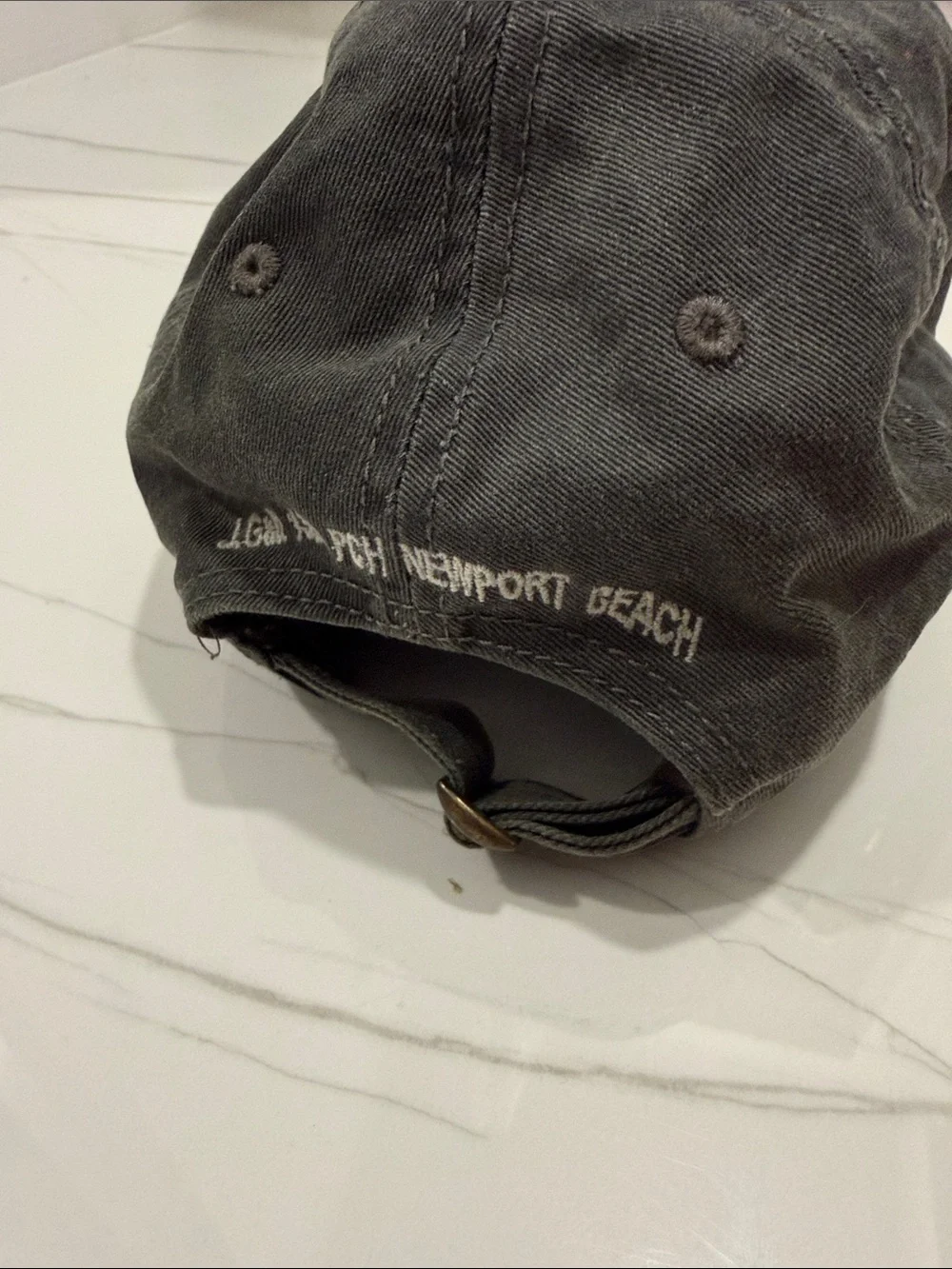 Brandy Melville California Baseball Cap - Charcoal vintage